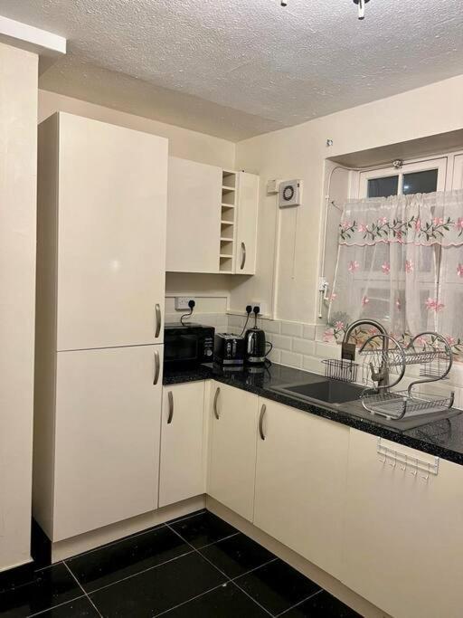 2 Bedroom Flat In Vauxhall, London Luaran gambar