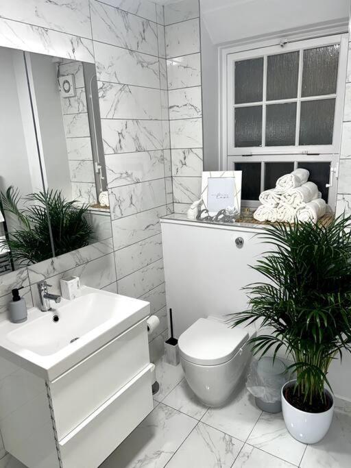 2 Bedroom Flat In Vauxhall, London Luaran gambar